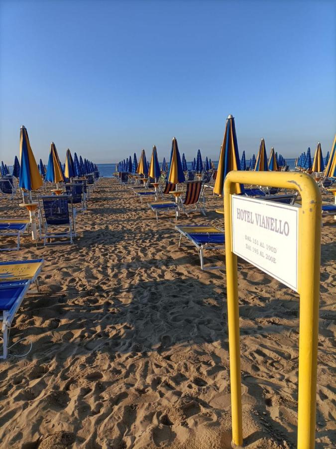 Hotel Vianello Lido di Jesolo Buitenkant foto