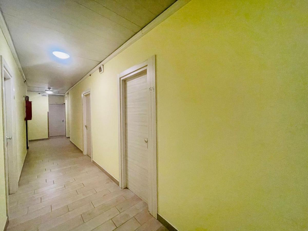 Hotel Vianello Lido di Jesolo Buitenkant foto