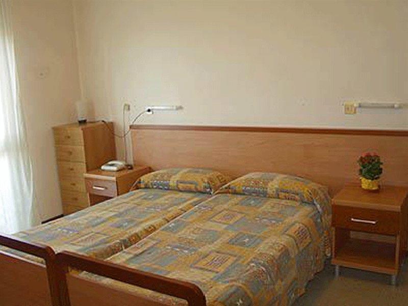 Hotel Vianello Lido di Jesolo Buitenkant foto